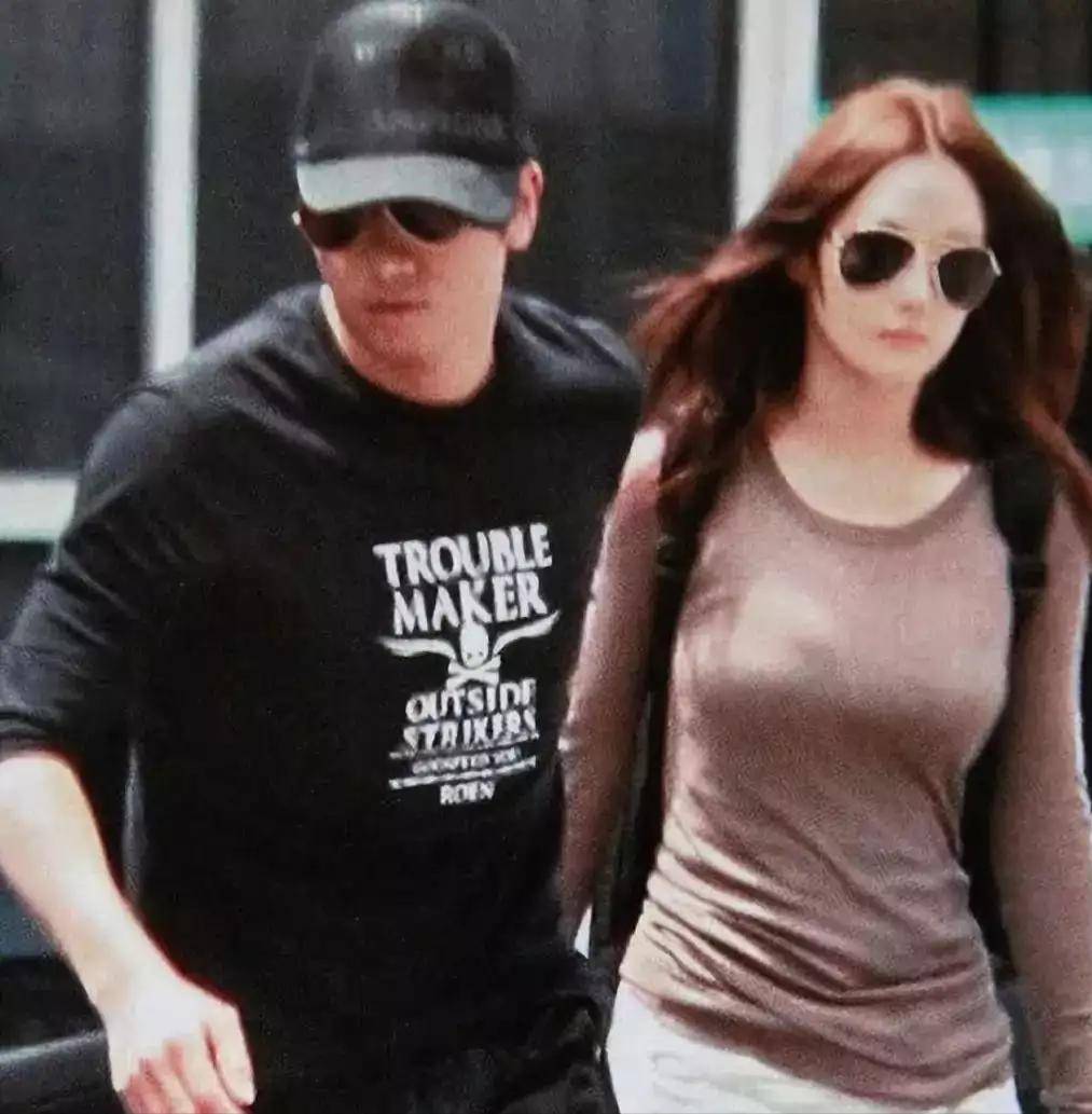 “足球宝贝”张馨予：大黑牛送的一块石头，让她成了全网的笑话