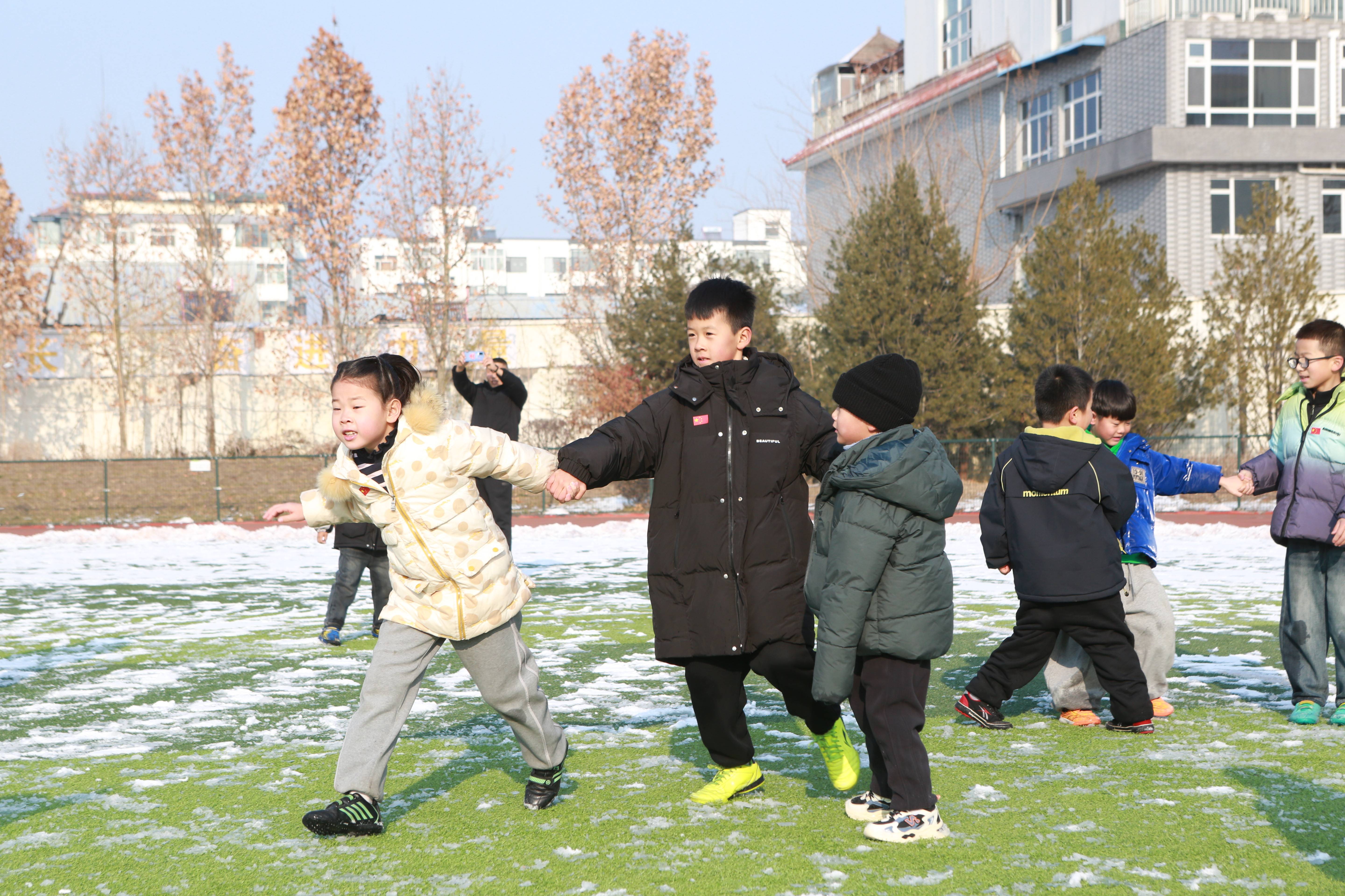 2026迎新年"奔跑吧少年"长治市青少年足球嘉年华公益活动在体育公园举行