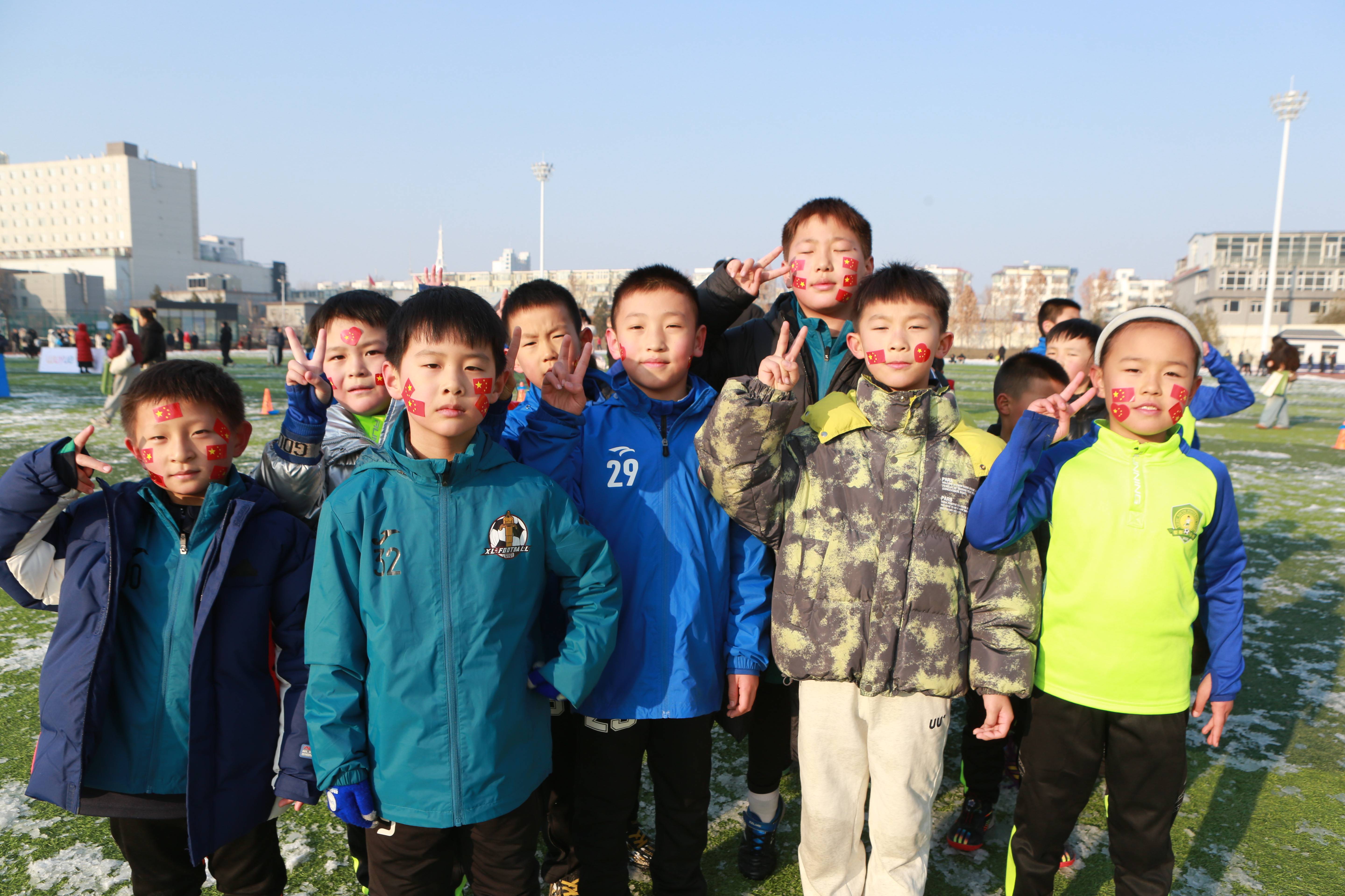 2026迎新年"奔跑吧少年"长治市青少年足球嘉年华公益活动在体育公园举行