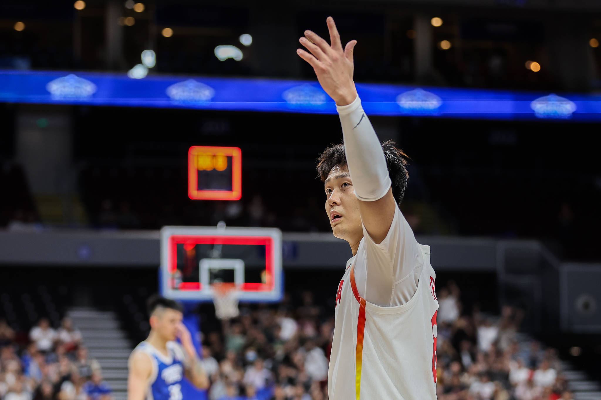 （体育）篮球——世界杯预选赛：中国队胜中国台北队