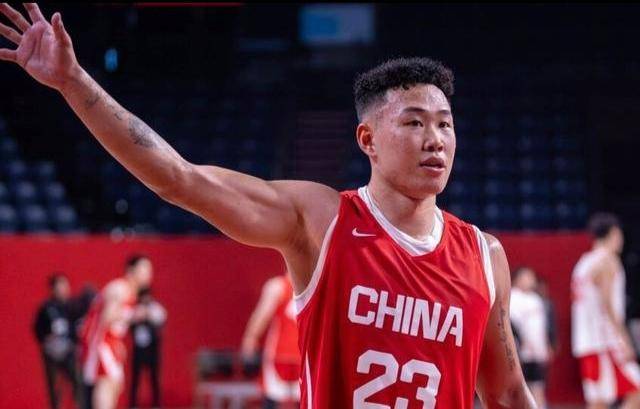 世界杯亚洲区预选赛 中国男篮87比80击败日本 展现拼搏精神