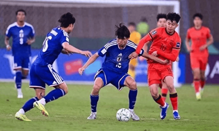 我们还在学传控，日本足球早变了，揭秘他们踢的，到底是什么足球？