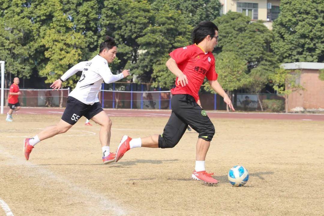 足球贺岁，快乐同行！中山梅县快乐足球队贺岁赛快乐上演