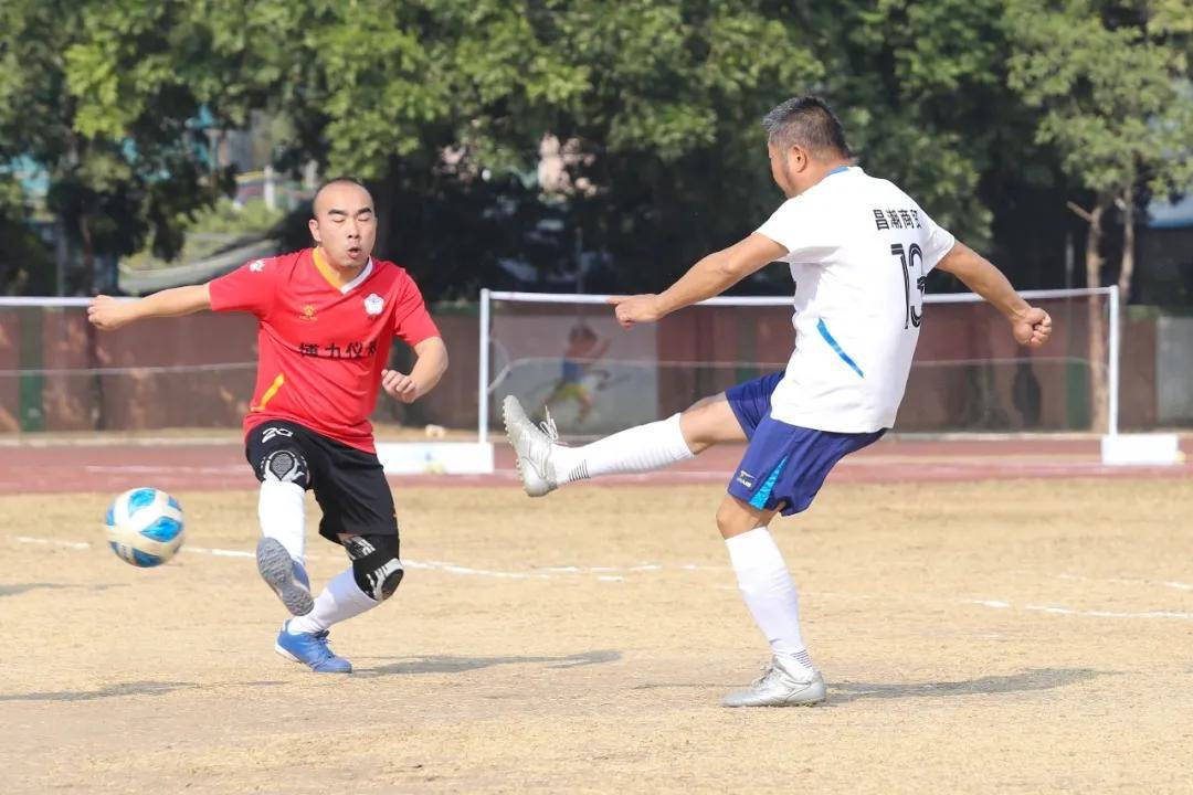 足球贺岁，快乐同行！中山梅县快乐足球队贺岁赛快乐上演
