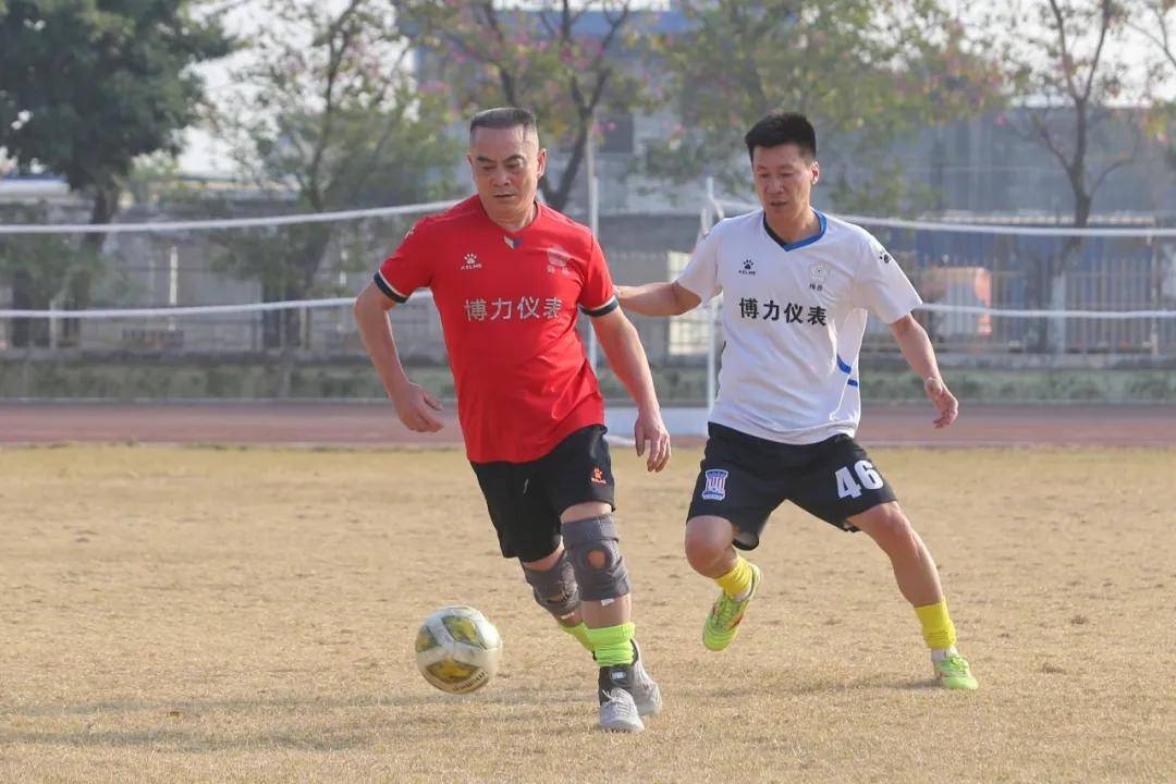 足球贺岁，快乐同行！中山梅县快乐足球队贺岁赛快乐上演