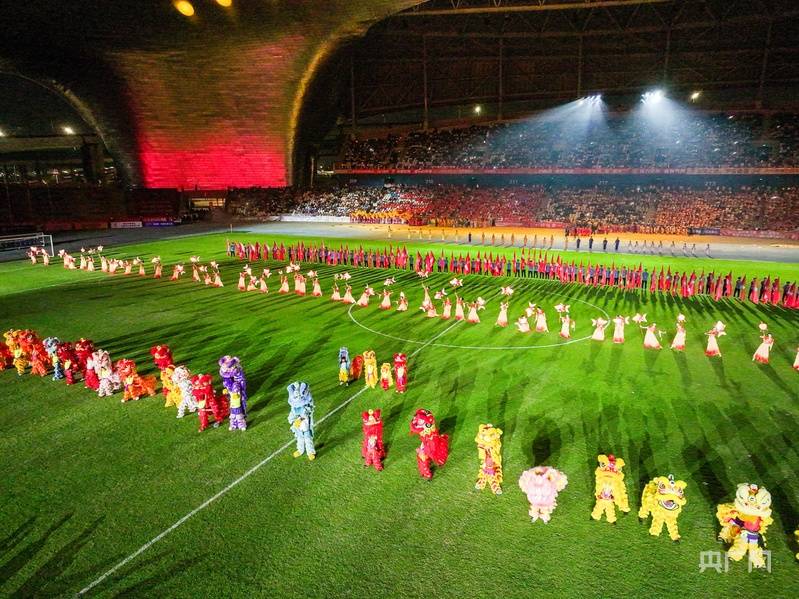 佛山顺德“德甲”足球联赛开幕式暨揭幕战激情打响