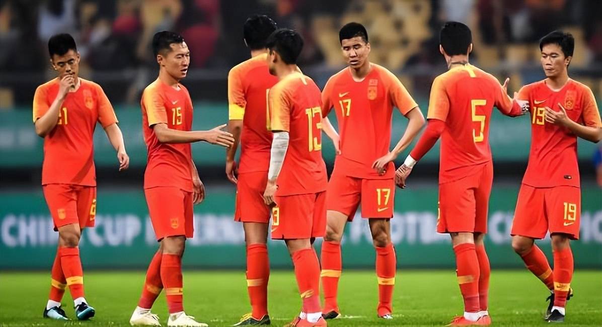 北京时间下午16点！国足在2026年美加墨世界杯爆冷3比1赢得开门红，被辟谣