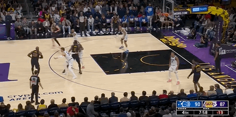 刚刚！东契奇拒投绝杀球！詹姆斯无奈，绝杀失败...