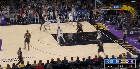 刚刚！东契奇拒投绝杀球！詹姆斯无奈，绝杀失败...