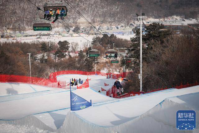 2025-2026赛季国际雪联单板滑雪障碍追逐世界杯东北亚站在沈阳开赛