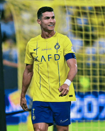 拒绝参加亚冠！C罗再上热搜！质疑要走，2026年世界杯悬了