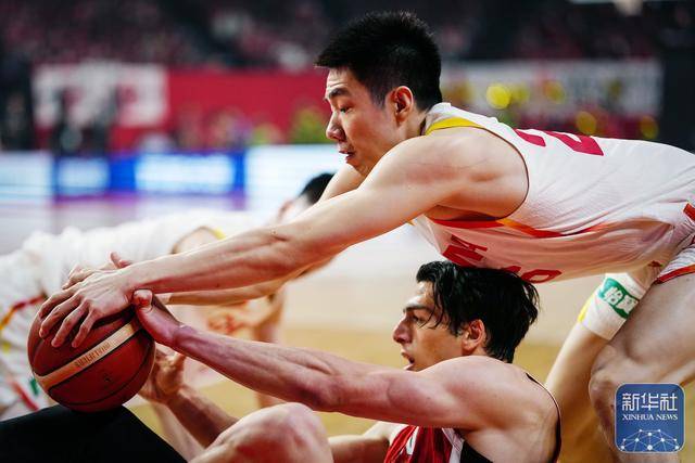篮球世界杯预选赛丨中国队对阵日本队